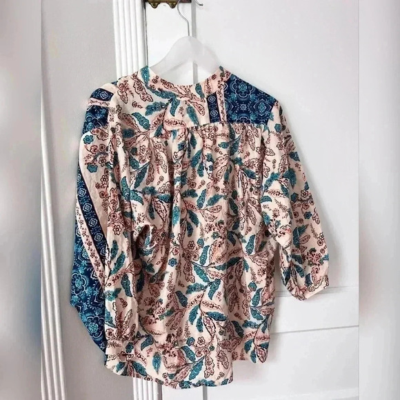 Tysa GO EVERYWHERE Top COLOR: AWAKINING NEW WITH TAG - Picture 5 of 5